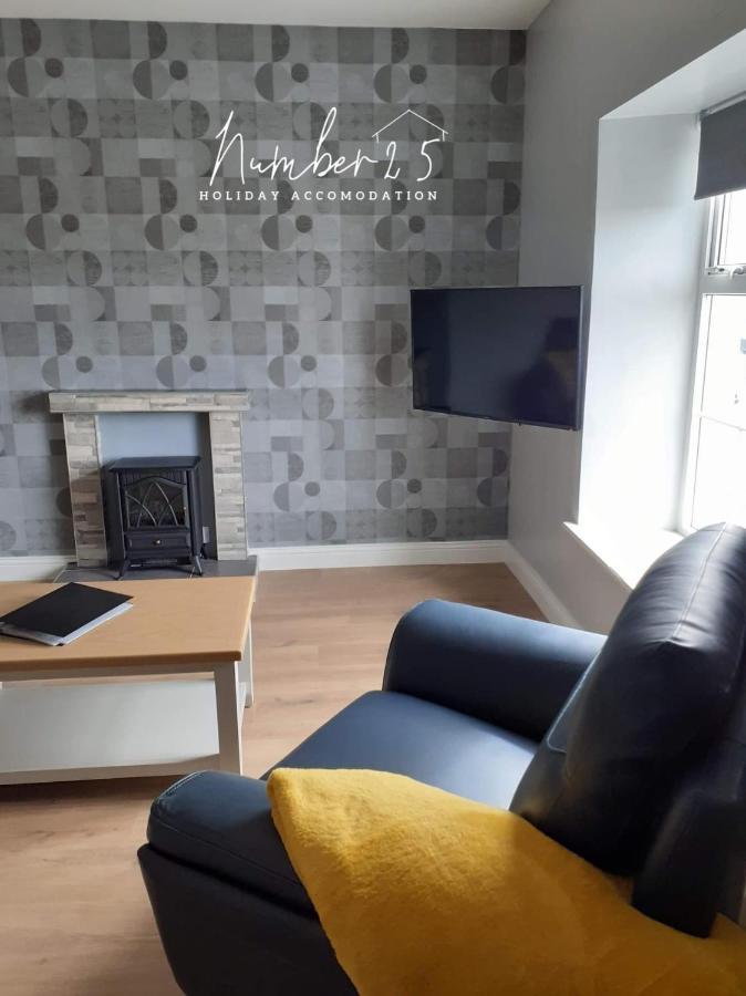 Number 25 Self Catering Apartments Ederney Ardess 外观 照片