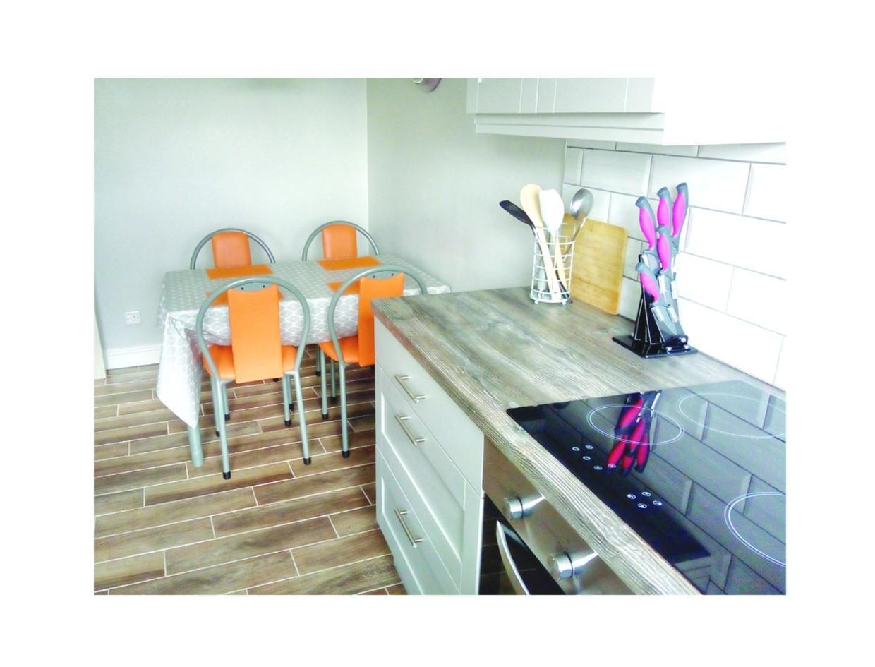 Number 25 Self Catering Apartments Ederney Ardess 外观 照片
